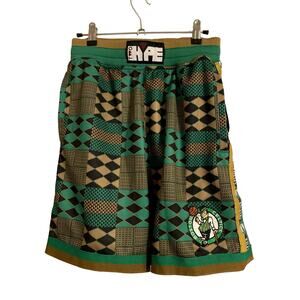 Two Hype NBA LAB Boston Celtics Team Kente Shorts Green Logo Mens Size Small